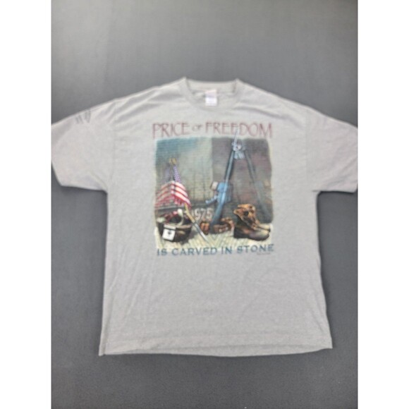Price of Freedom Shirt Mens XL Gray Patriotic Veterans Memorial Graphic Made USA - Picture 1 of 10